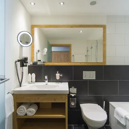 Taescherhof Hotell 4*