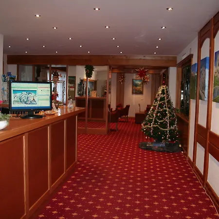 فندق Taescherhof